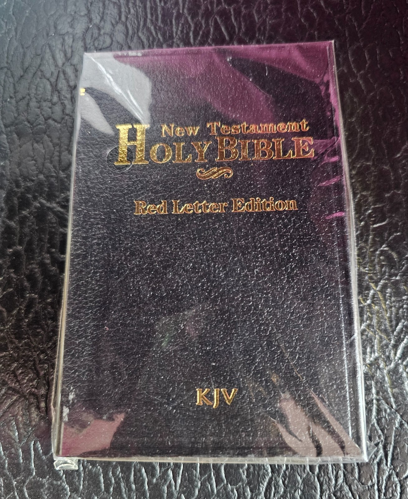 New The Holy Bible King James Version KJV Pocket Size Mini Glided New Testament