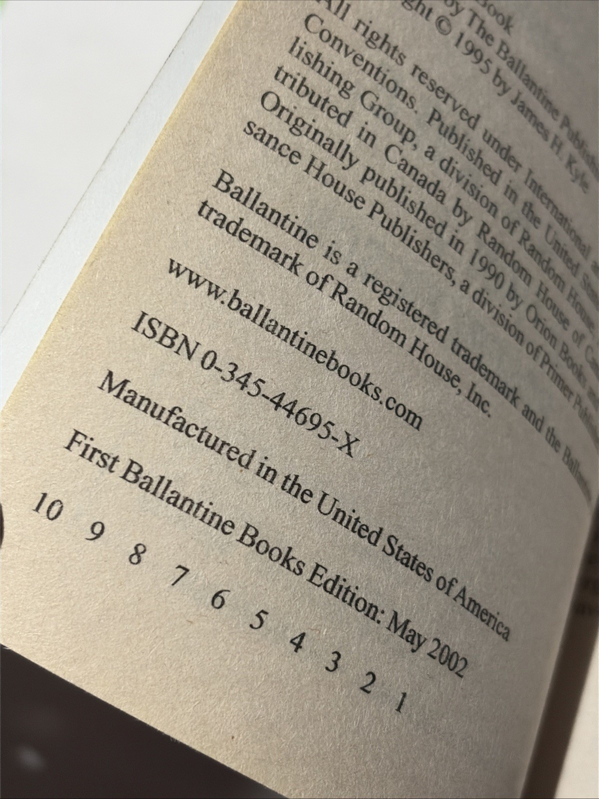 Guts to Try : The True Story of the Iran Hostage Rescue Mission by the on Scene