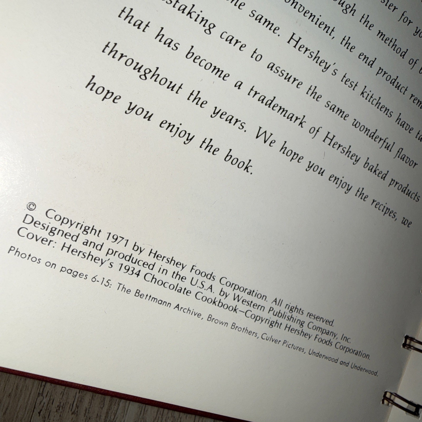 Hershey’s 1934 Cookbook 1971 Reprint Hardcover HC with Spiral Illustrated VG+