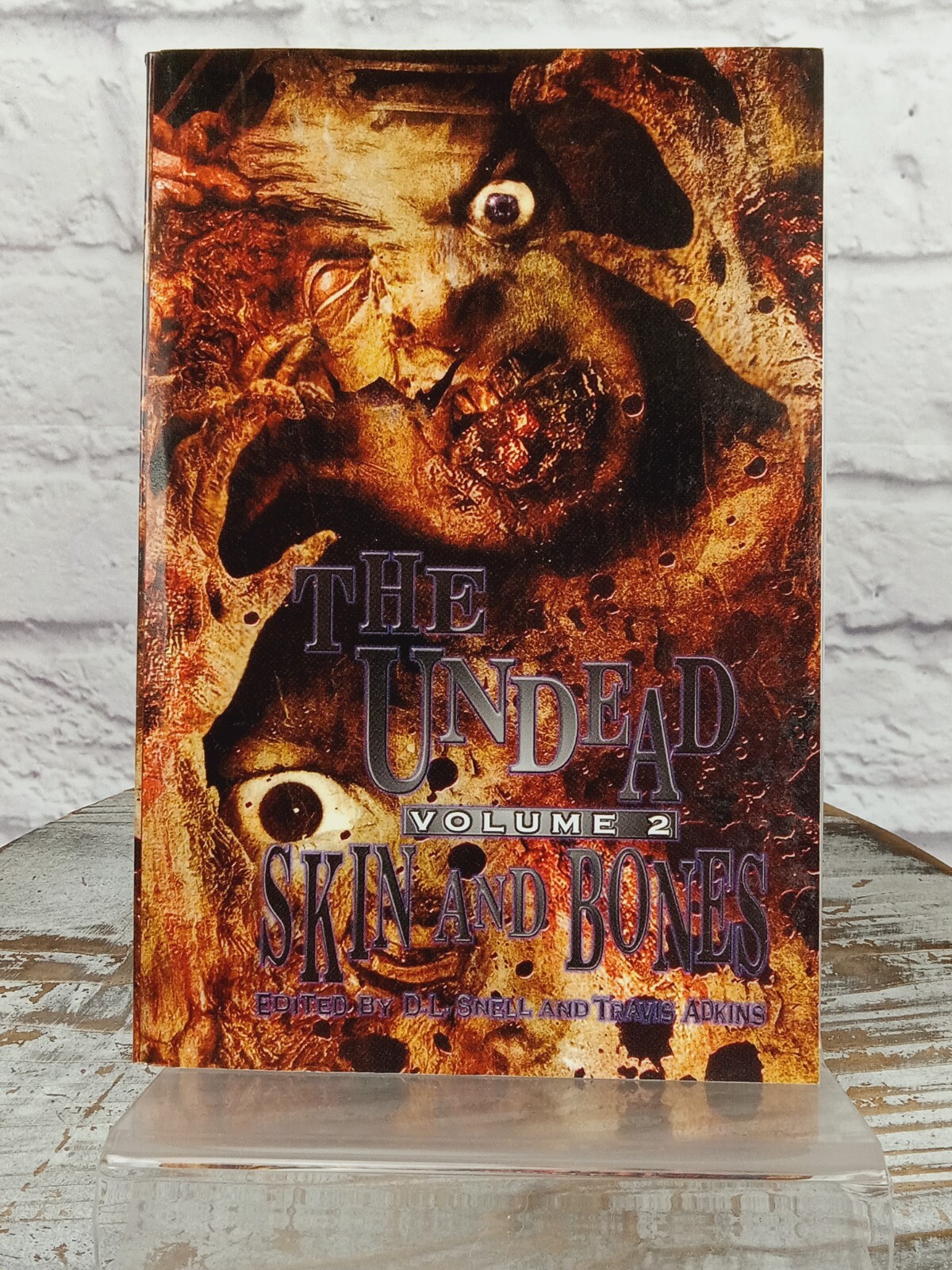 The Undead, Vol. 2: Skin and Bones (Zombie Anthology) Paperback