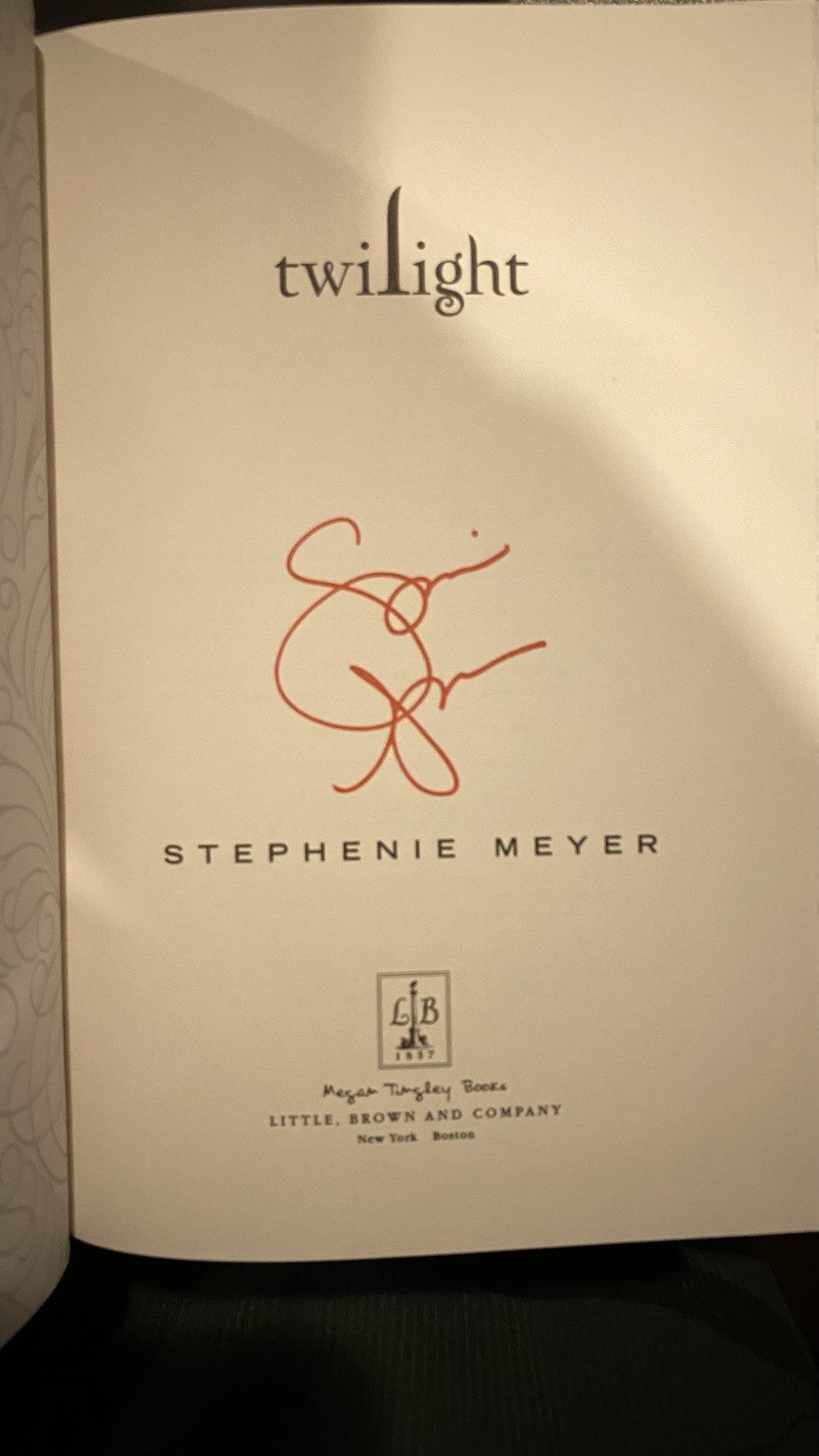 SEALED Twilight Saga Stephenie Meyer Autopen Signed Collector’s Edition Slipcase