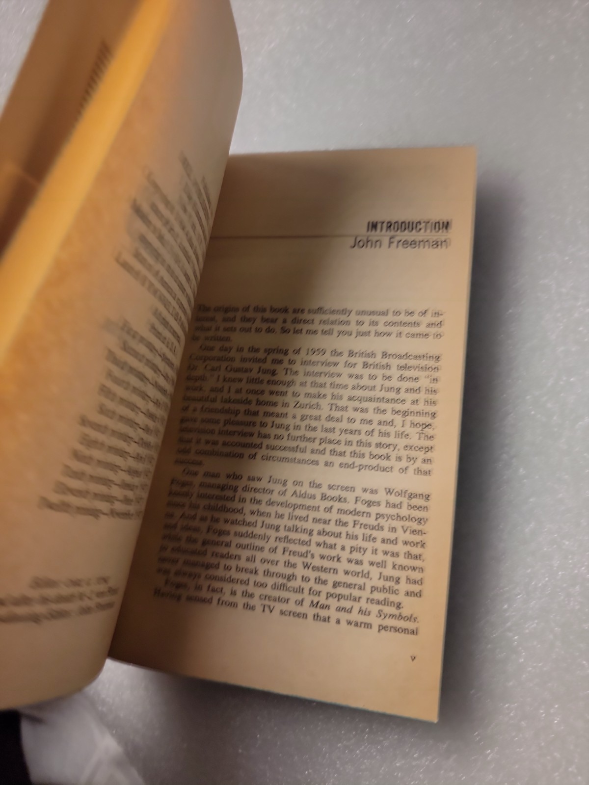 Man and His Symbols by Carl G. Jung (1968, Reinforced, Prebound edition)