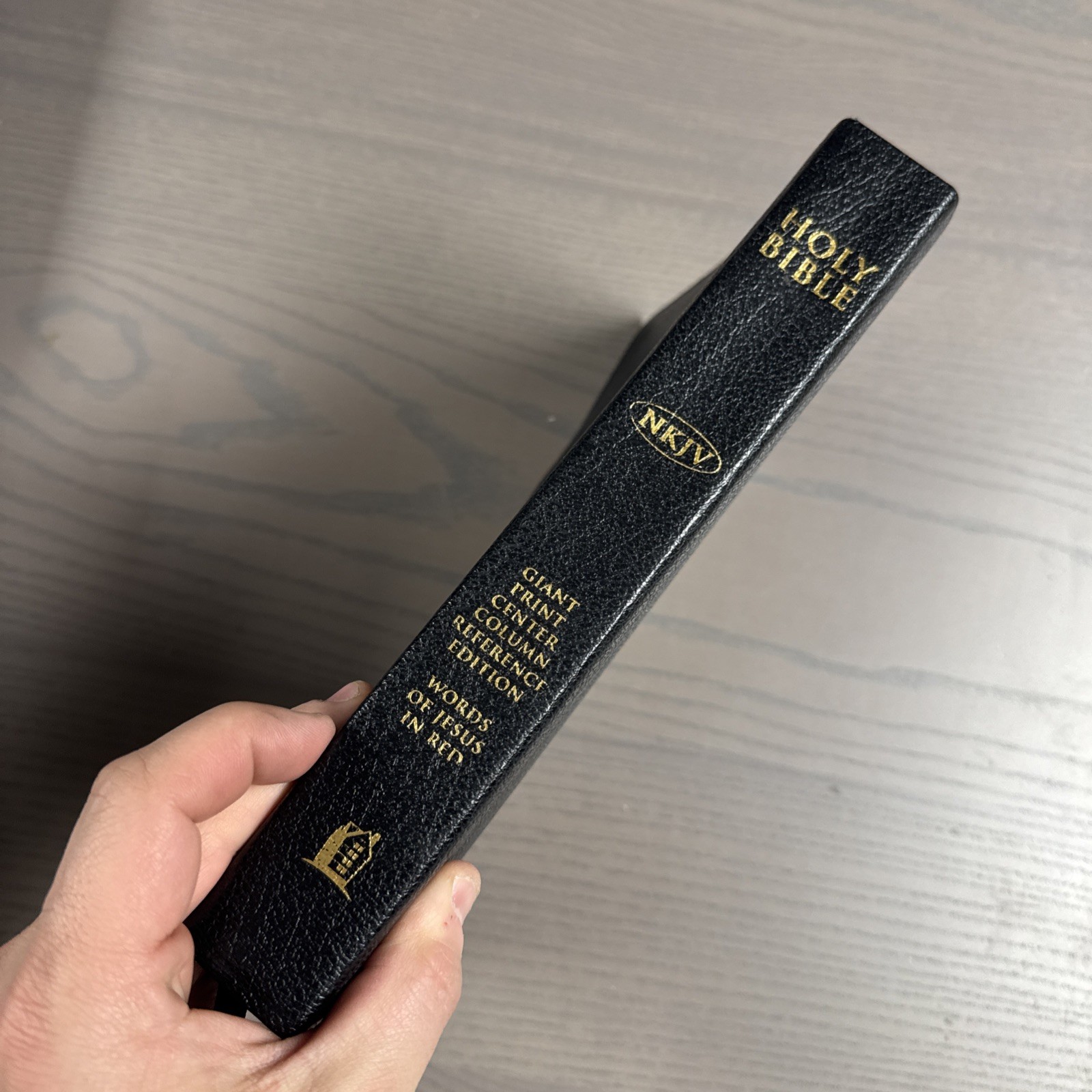 Holy Bible NKJV Giant Print Center Column Nelson 994 Black Leather Indexed