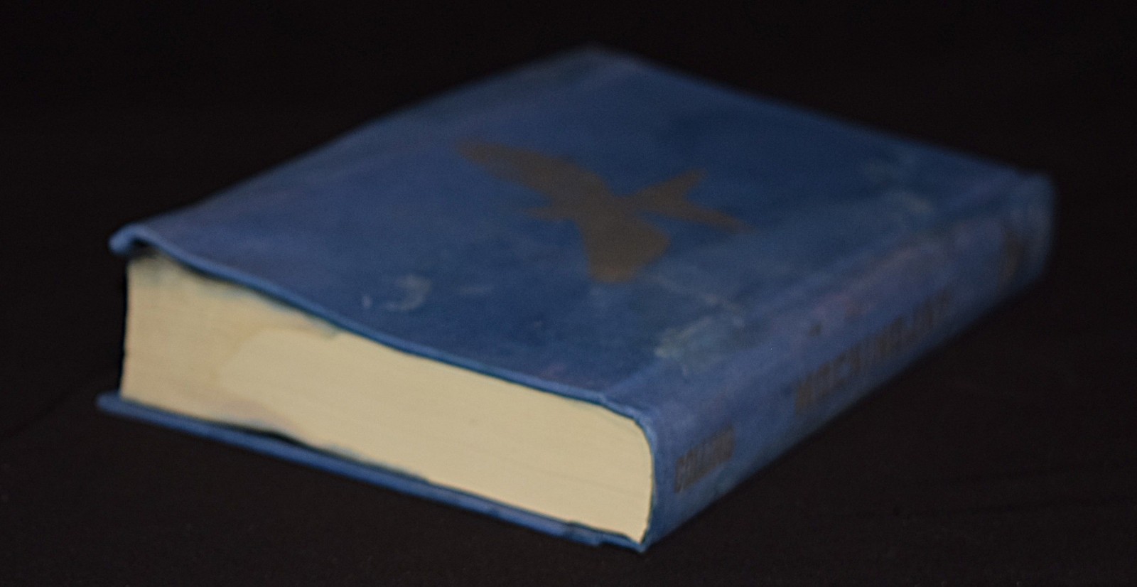 Mockingjay by Suzanne Collins [Book 3] ~ c 2010 ~ Pages 398 ~ Hardcover