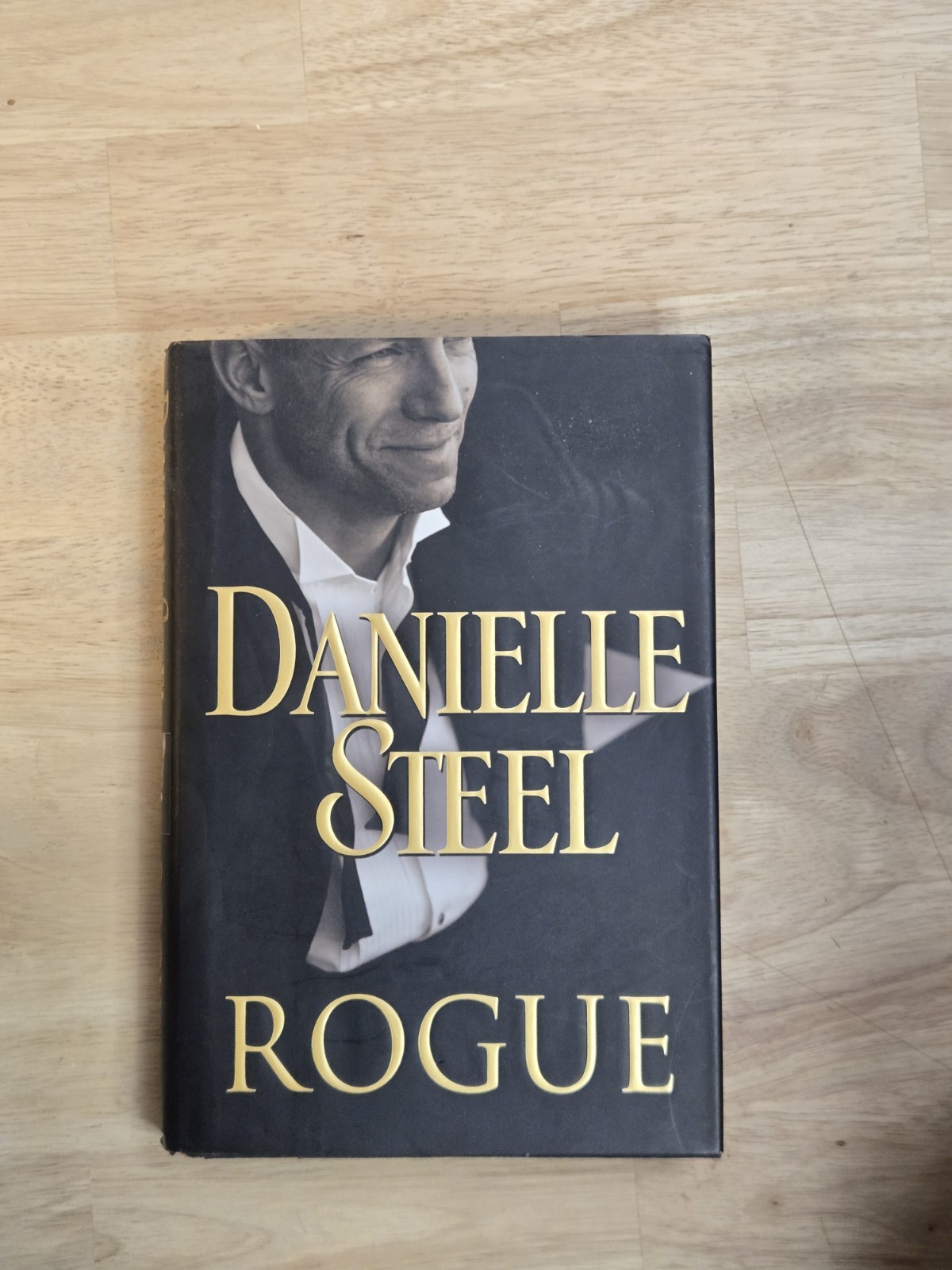 Danielle Steel Hardcover Book Lot (10) Romance History Drama Nice Clean Mix