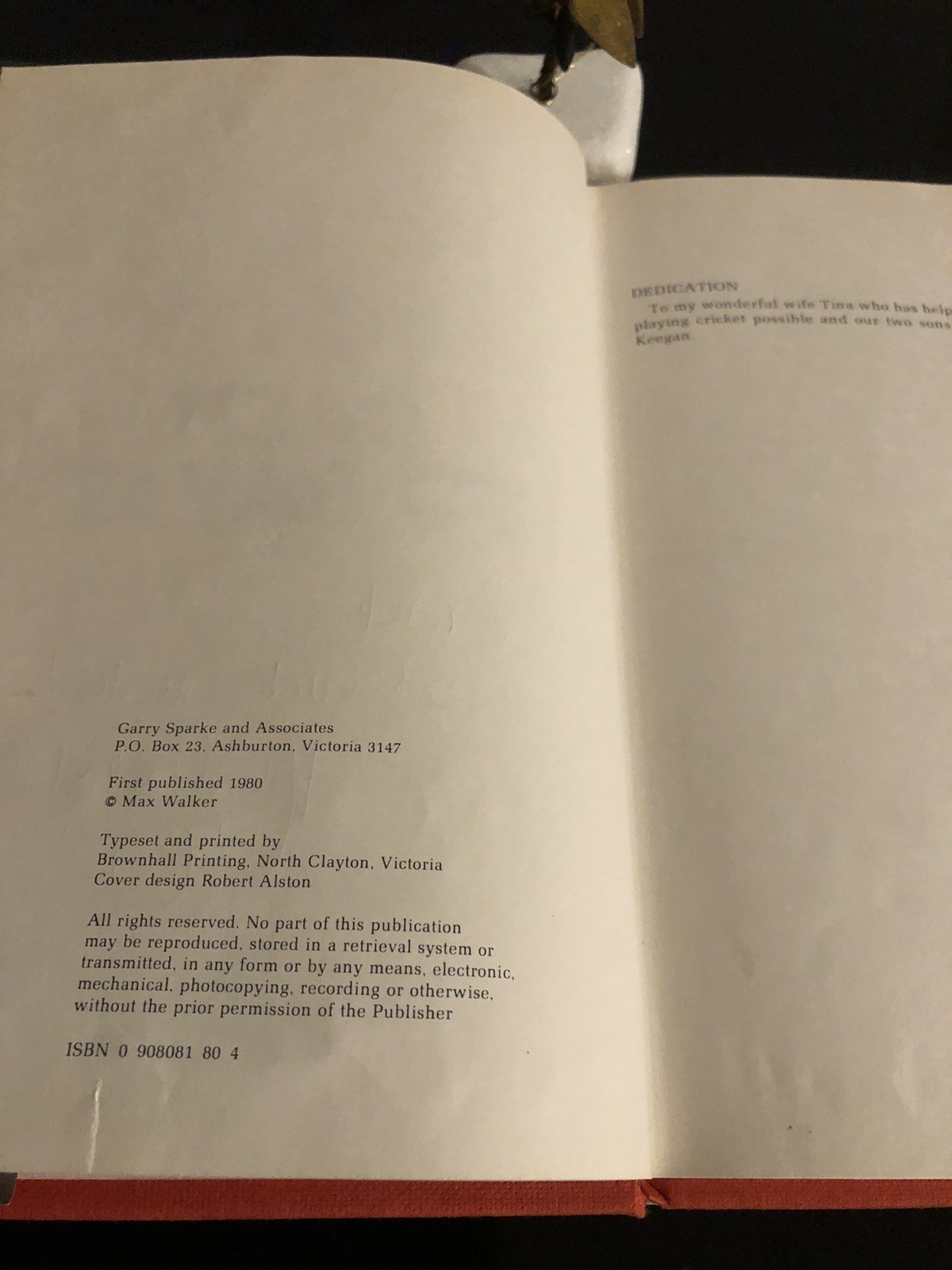 Signed Copy (from 3 players) Max Walker Back To Bay 13 G.Spark Ed. 1980 First Ed