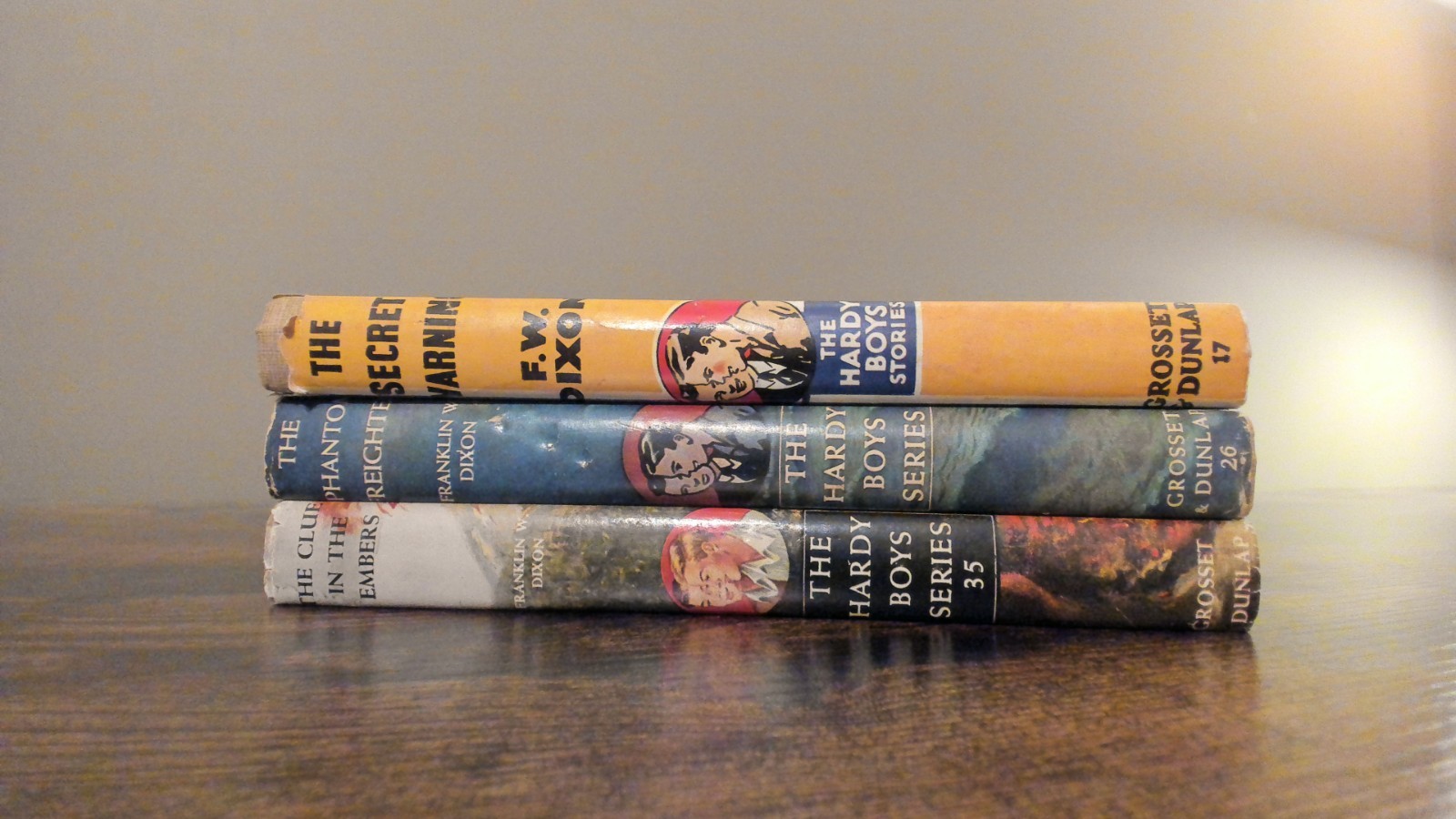 3 Vintage Hardy Boy Books – HCDJ – The Secret Warning, The Phantom Freighter, ..
