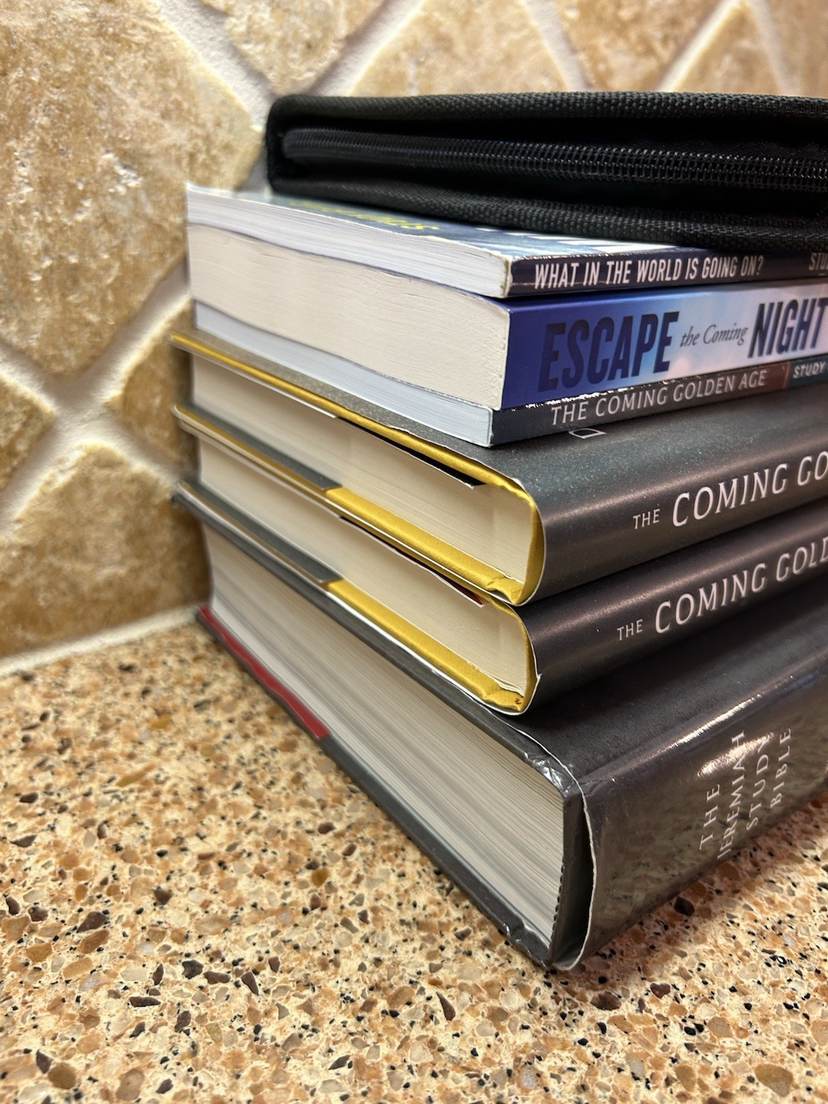 Lot of 5 books by Dr. David Jeremiah + CD’s; See Pictures for Details!