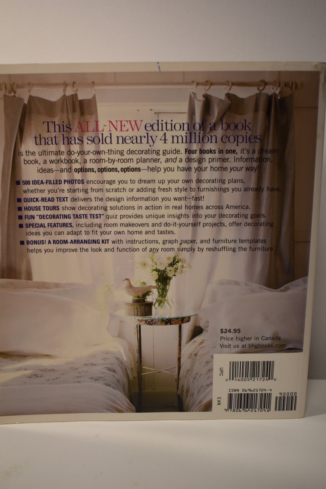 New Decorating Book (Better Homes Gardens) – Like New – 432 Pages