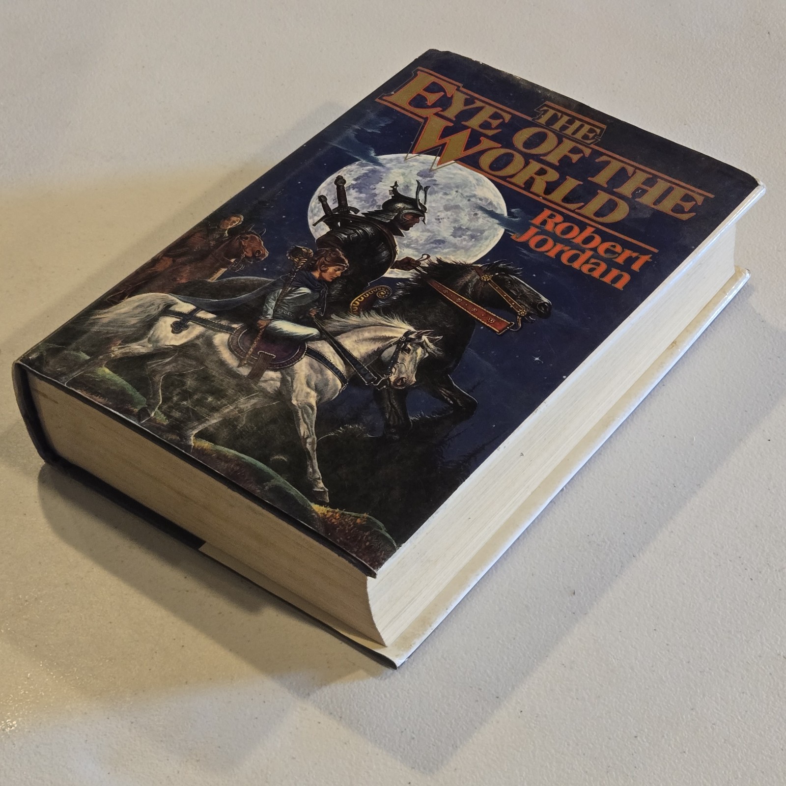 Eye of the World – Robert Jordan HARDCOVER BOOK 1990 WHEEL OF TIME FIRST EDITION
