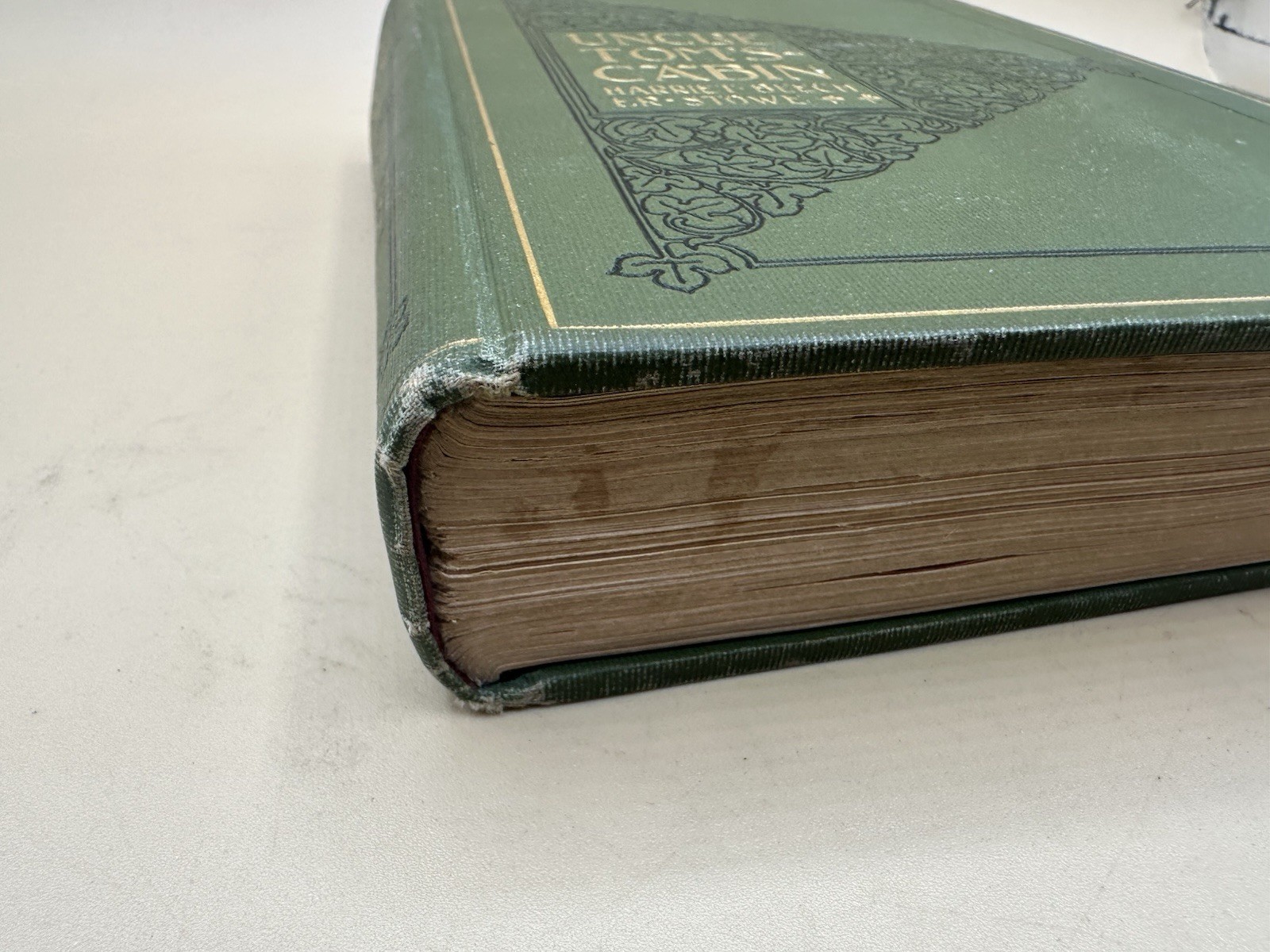 Antique 1897 Uncle Tom’s Cabin Thomas Crowell Gold Gilt Illustrated Toms Book