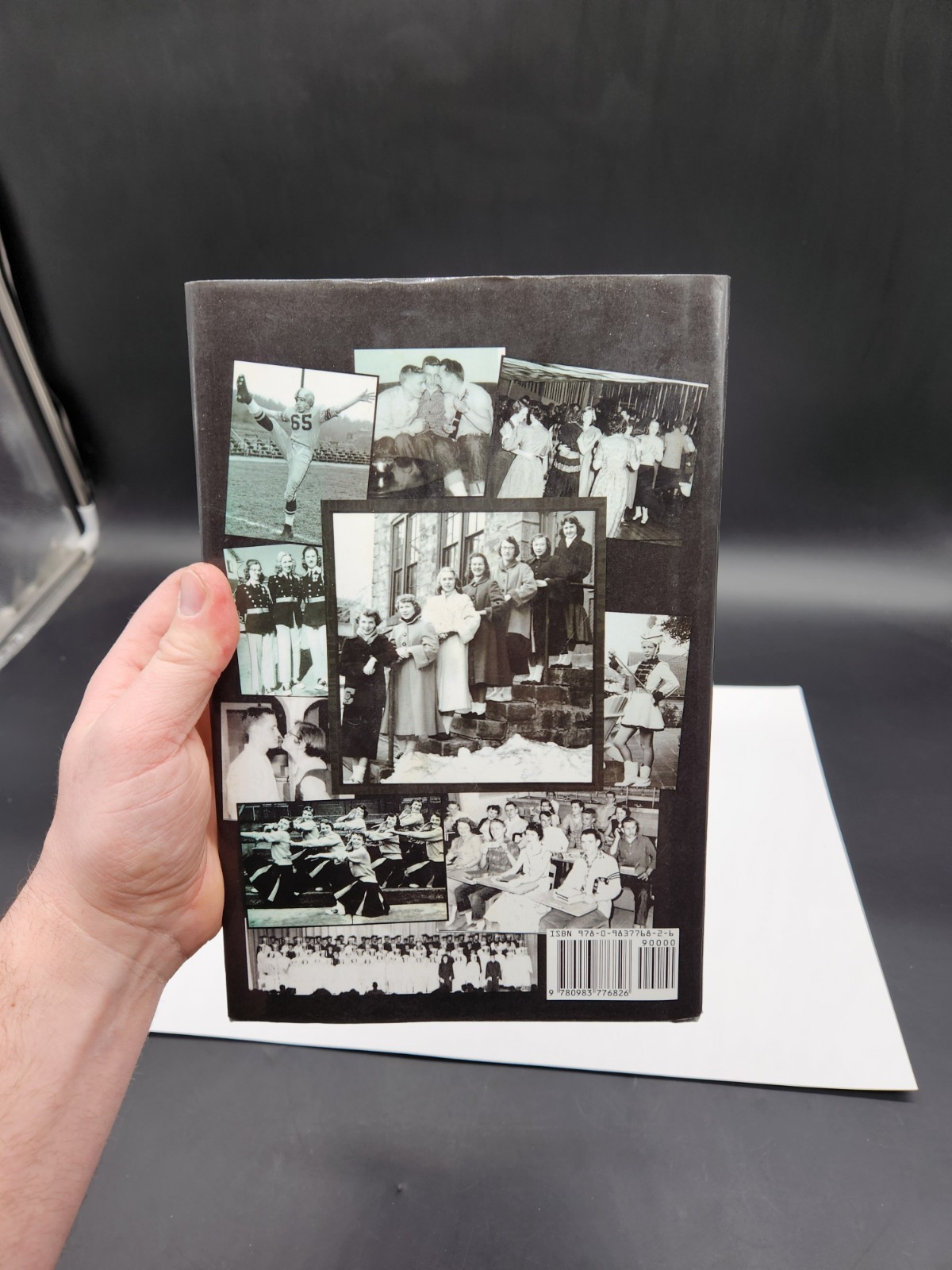 Growing Up Silent in the 1950s: Not All Tailfins and Rock ’n‘ Roll by Witmer