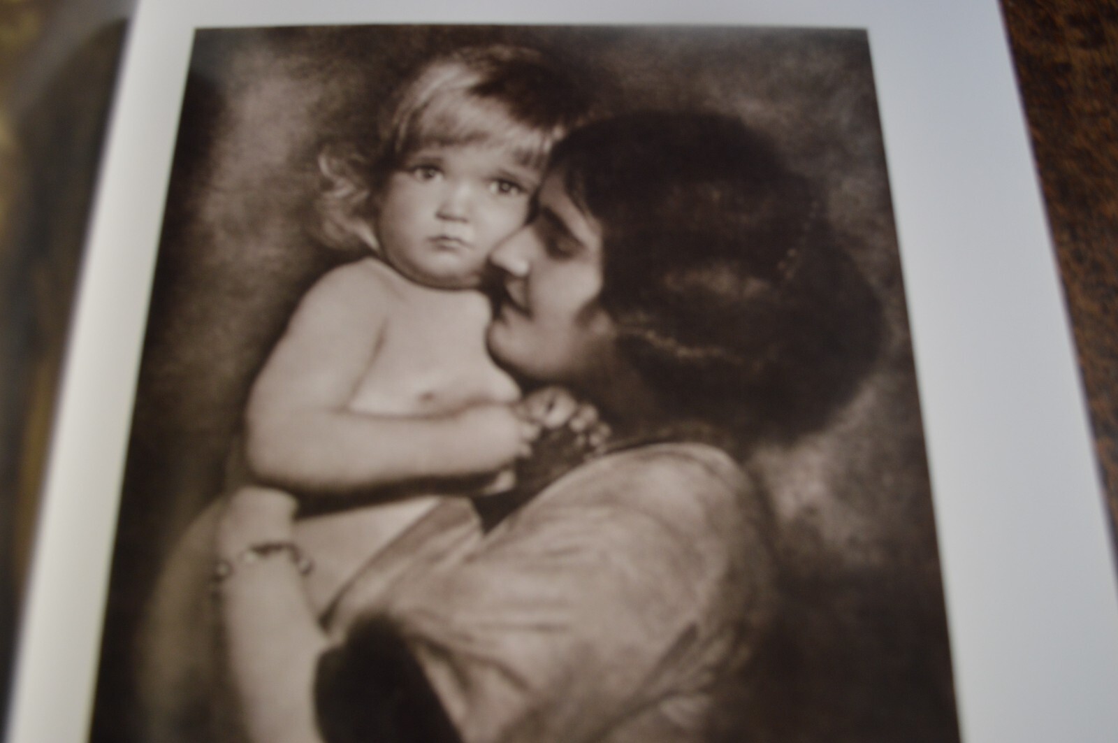 GREEK PHOTOGRAPHER NELLY DRESDEN ATHENS NEW YORK 104 PAGES ENGLISH & GERMAN BOOK