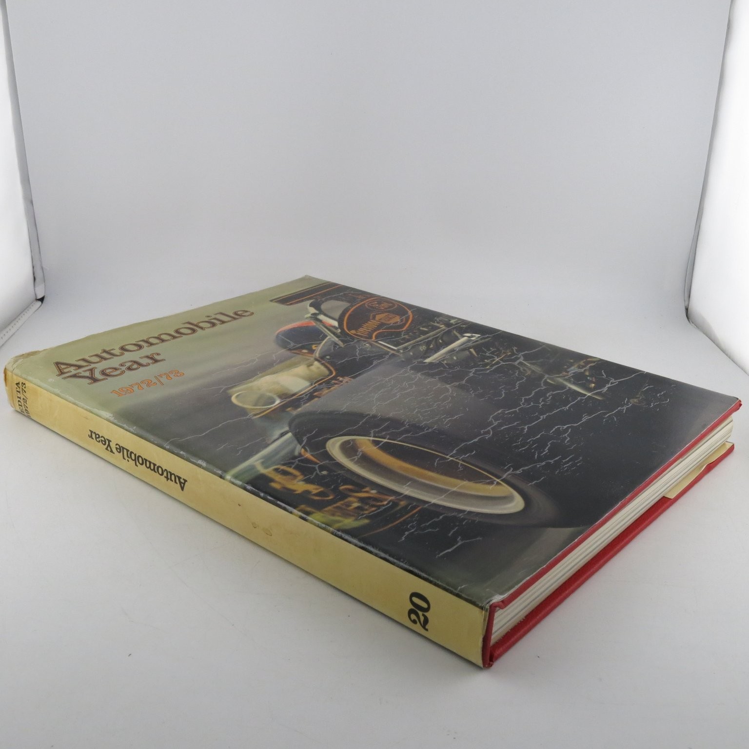 Automobile Year No. 20 1972/73 Edita Lausanne Hardcover Automotive Racing