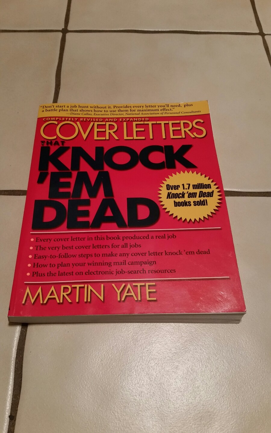 Cover Letters That Knock ‚Em Dead by Martin Yate;Over 1.7 million Knock ‚em Dead
