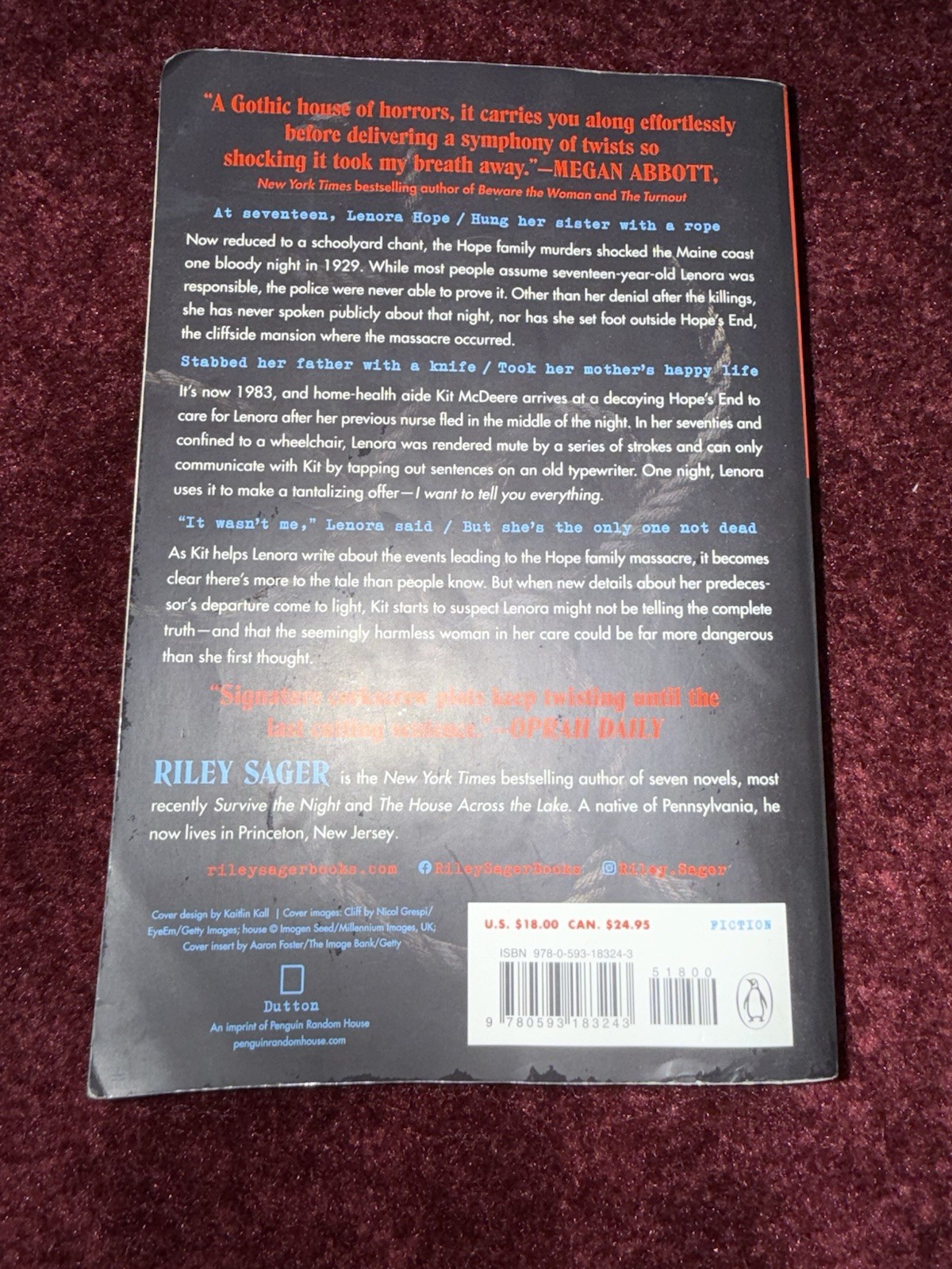 The Only One Left: A Novel By Sager, Riley Riley Sager,. 9780593