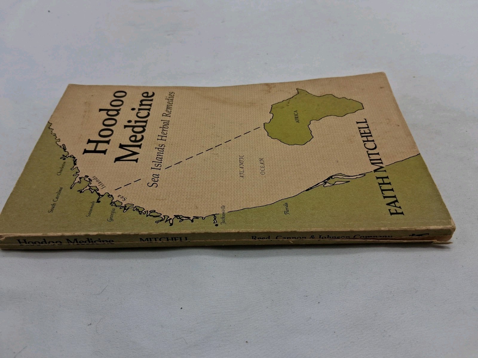 HOODOO MEDICINE Faith Mitchell Sea Islands Herbal Remedies 1978 First Edition
