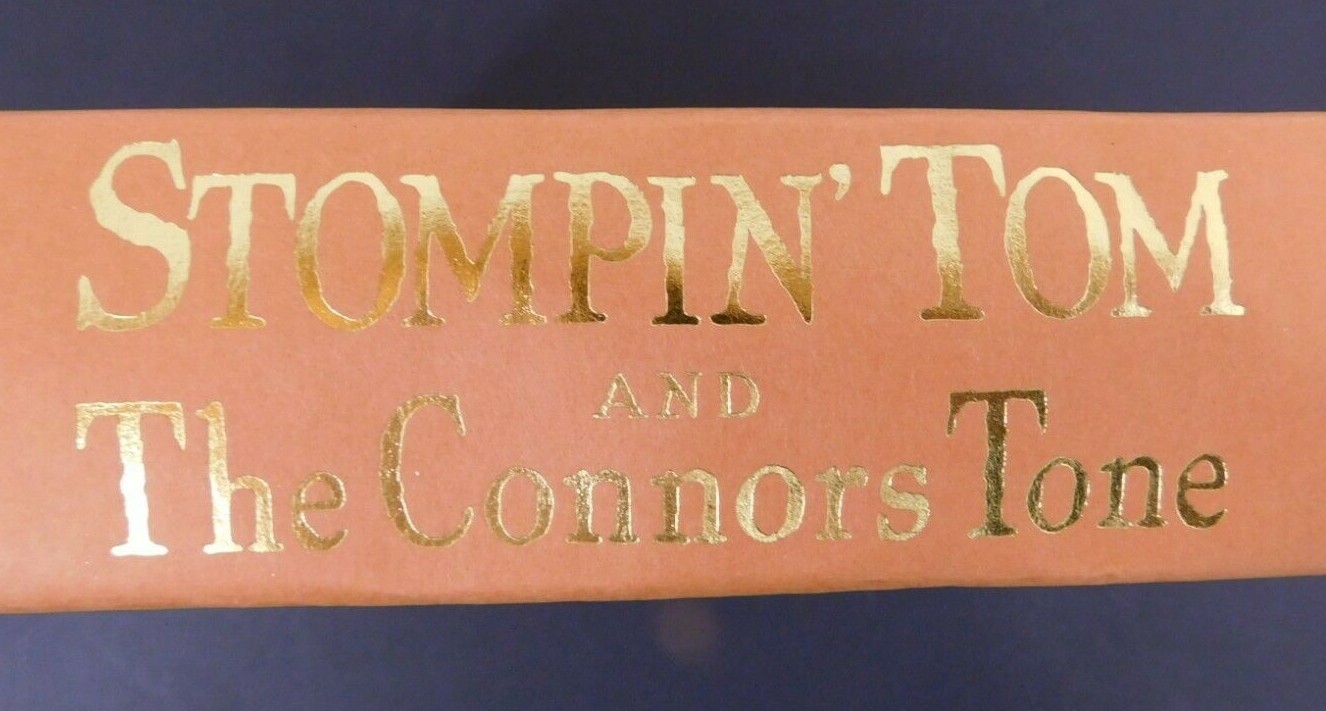 STOMPIN‘ TOM CONNERS Tone Country Singer 2000 autobiography 648 pages hardcover