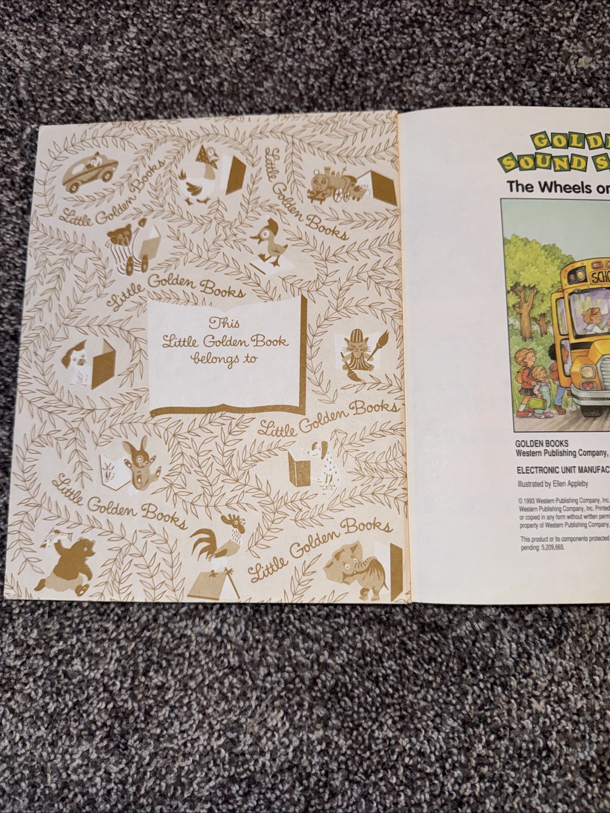 Vintage 1993 “The Wheels on the Bus” (A Golden Sight and Sound Book) Works!