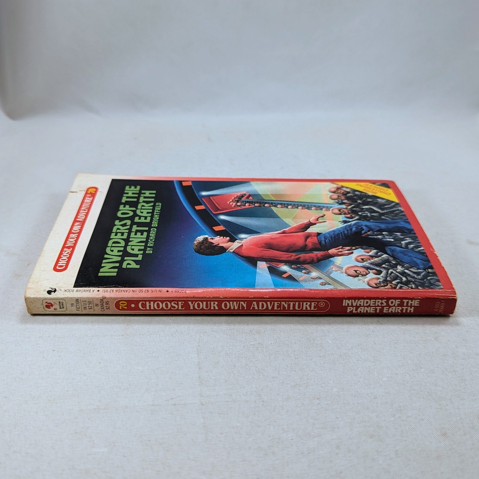 Choose Your Own Adventure 70: Invaders of the Planet Earth VTG 1987 1st Edition