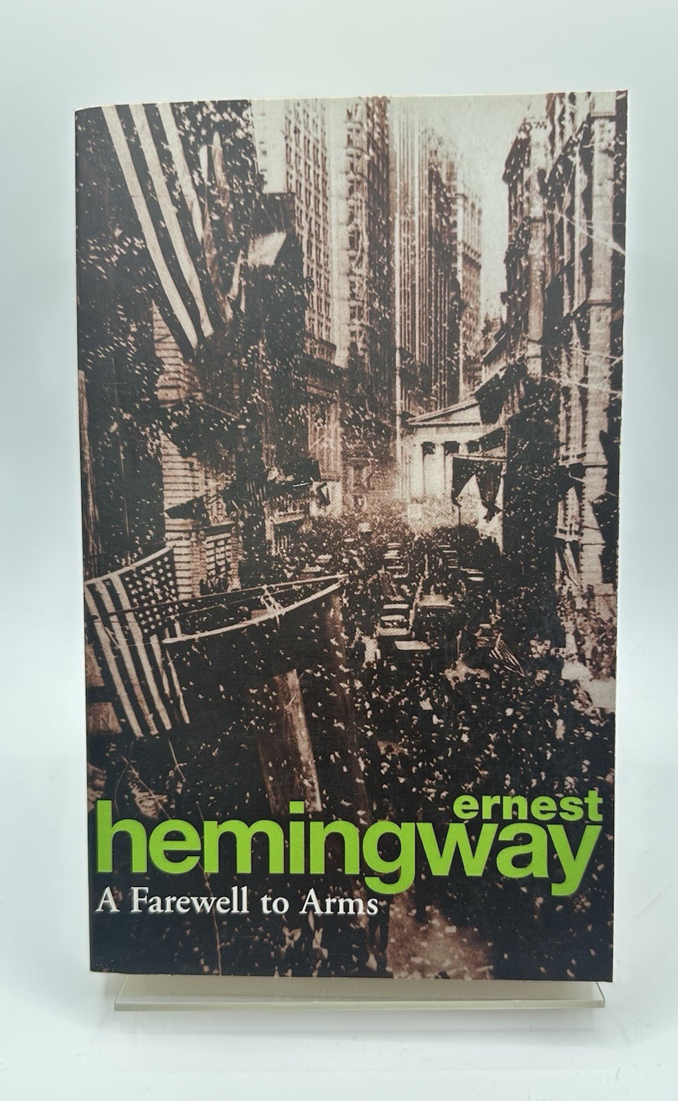 Ernest Hemingway A Farewell to Arms (Paperback) (UK IMPORT)