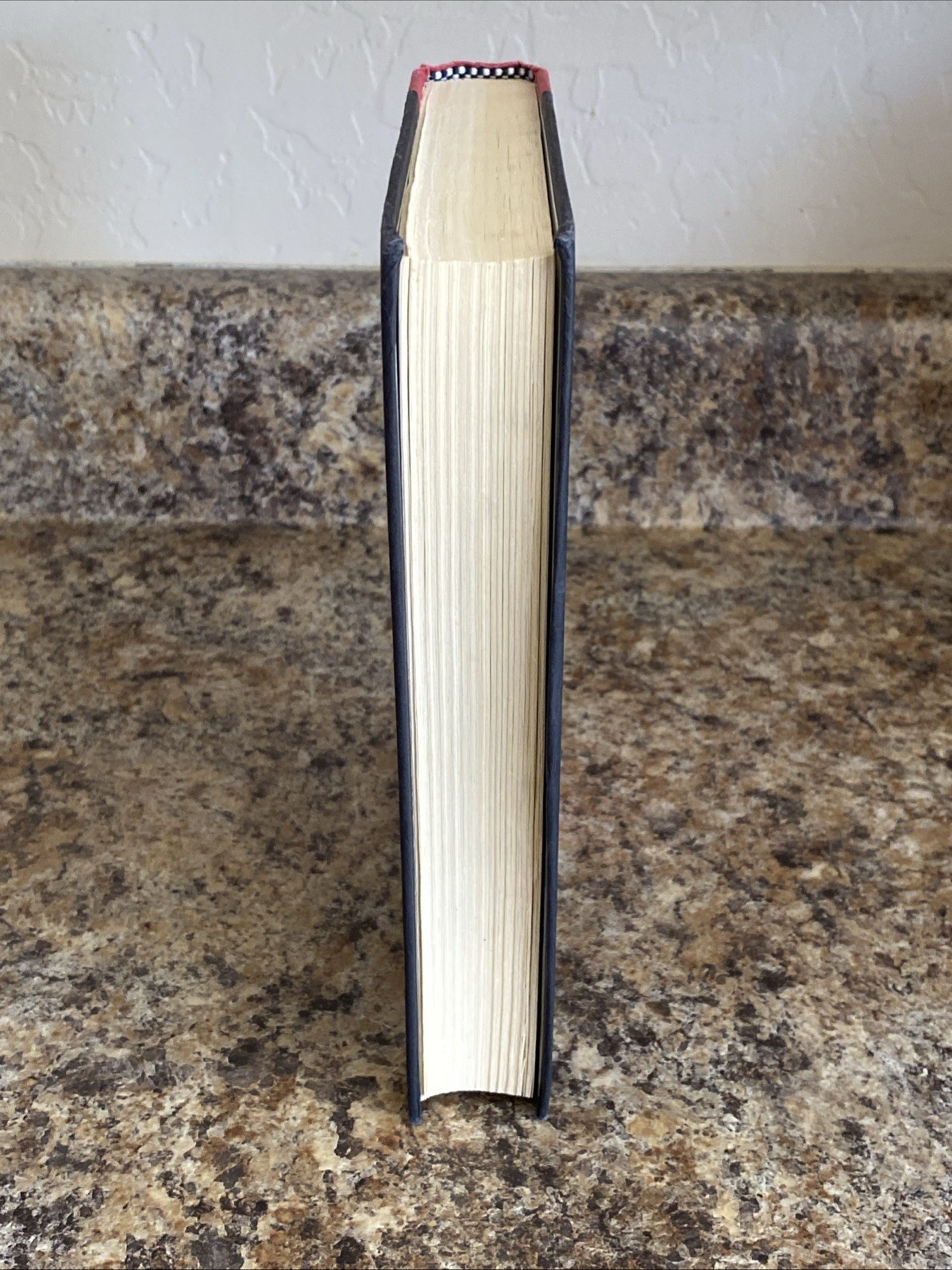 I am the Messenger SIGNED by Markus Zusak -Book Thief- 1st Ed. Very Good HC