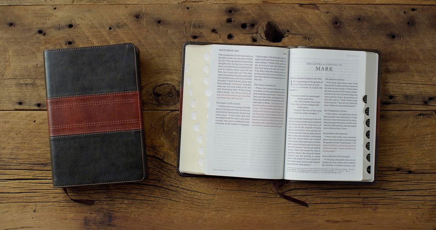 ESV Giant Print Personal Size Bible, Red Letter, Thumb Indexed (Trutone, Forest/