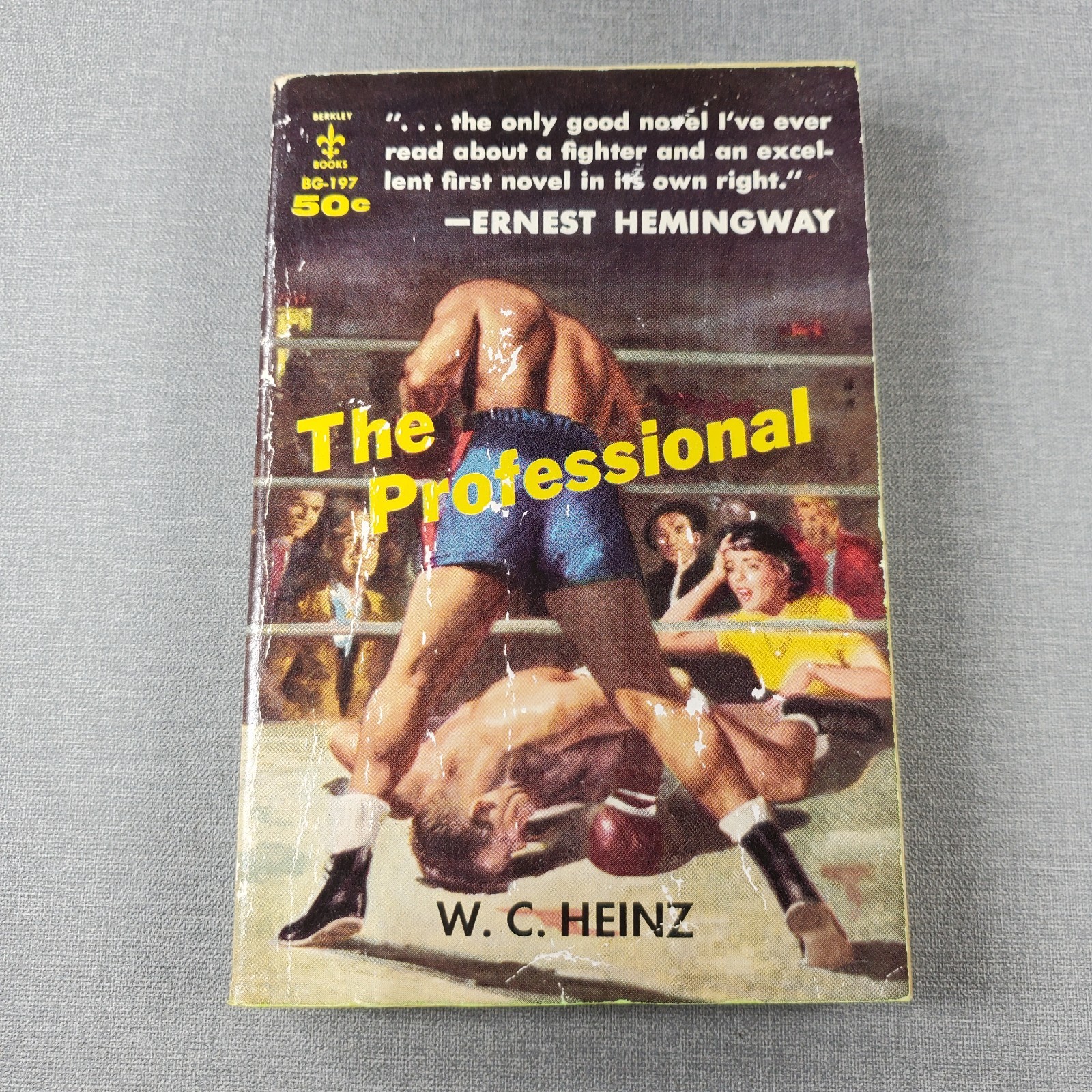 The Professional W C Heinz 1959 Vintage Paperback Book Boxing Sports Berkley