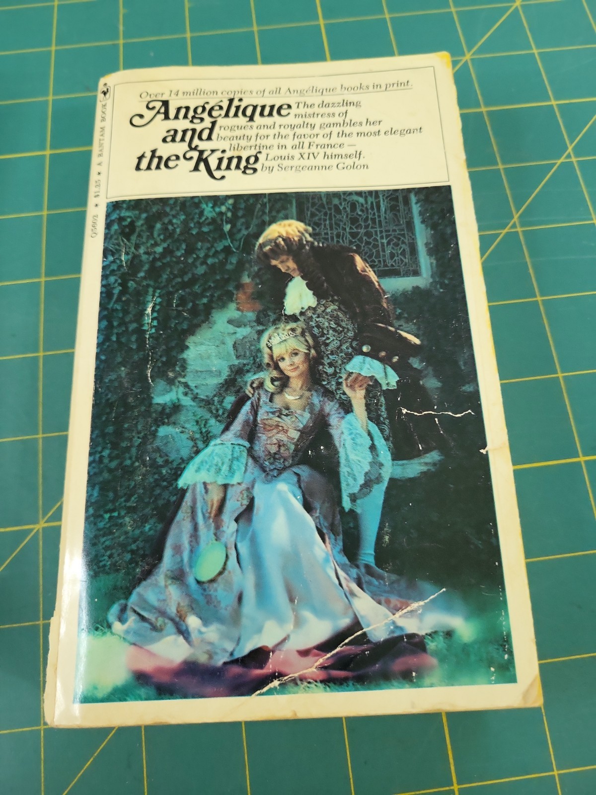 Lot Of 8 Sergeane Golon Pb Books Angelique „SEE PHOTOS“