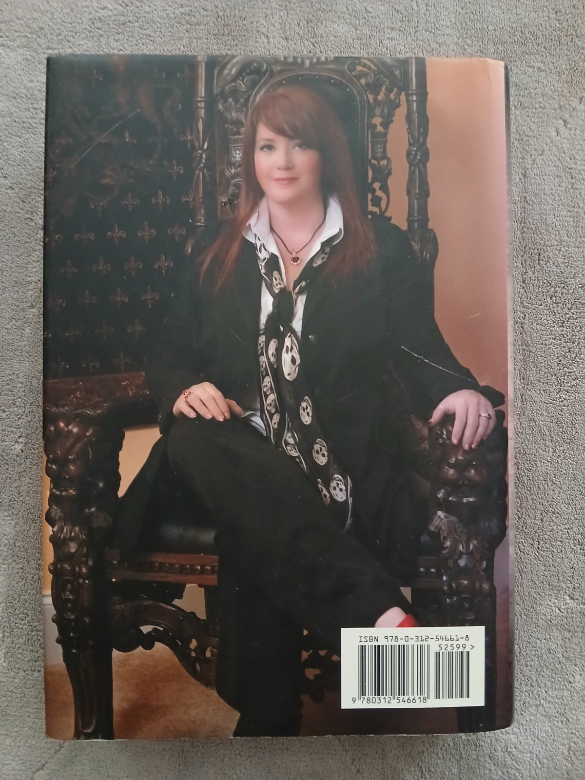 Time Untime (Dark-Hunter Novels) Sherrilyn Kenyon- Very Good 1st Edition HCw/DJ