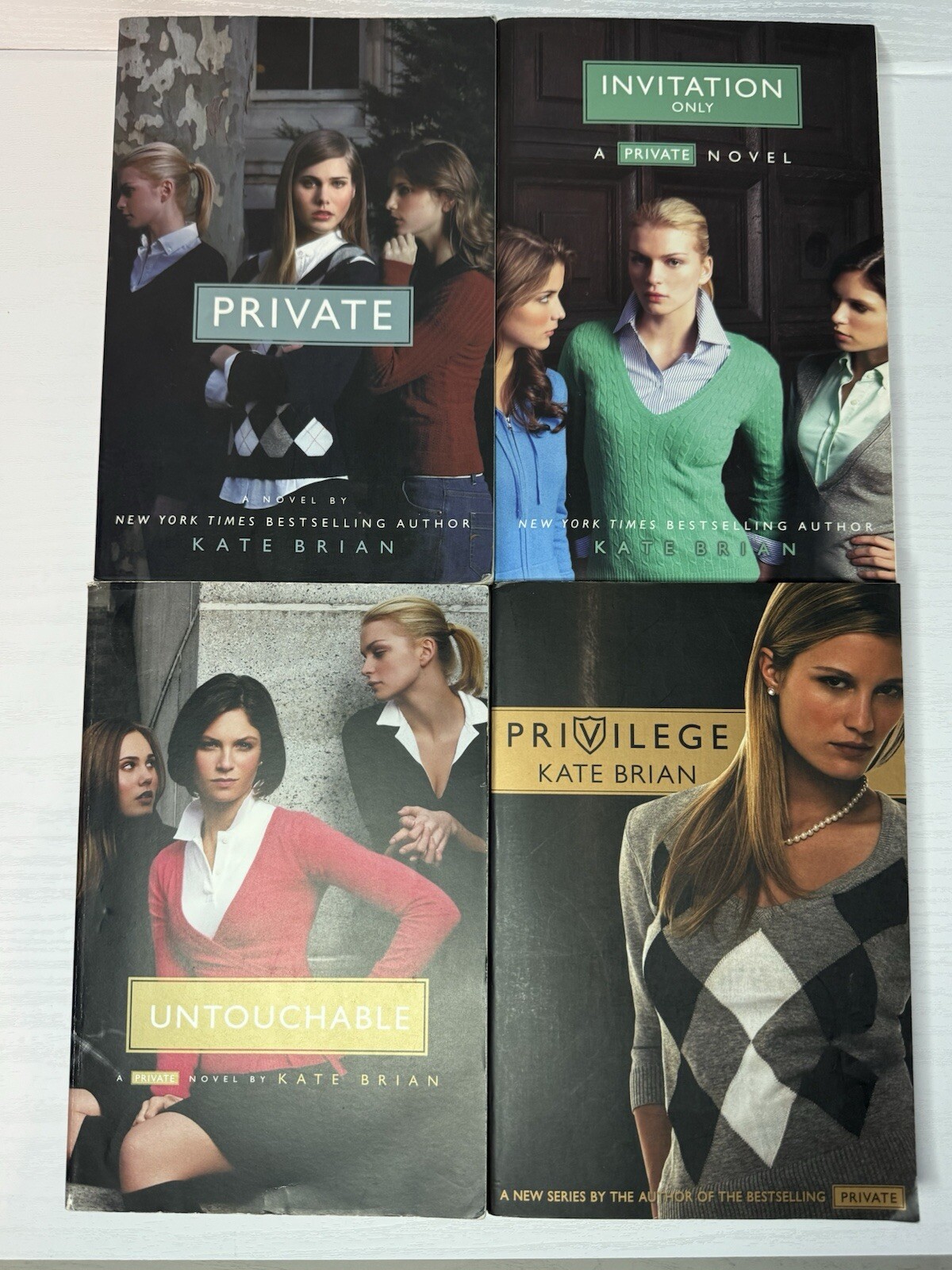 A Private Novel Kate Brian 1,2,3,4,8,9 + Prequel + Privilege Book 1. See Descrip
