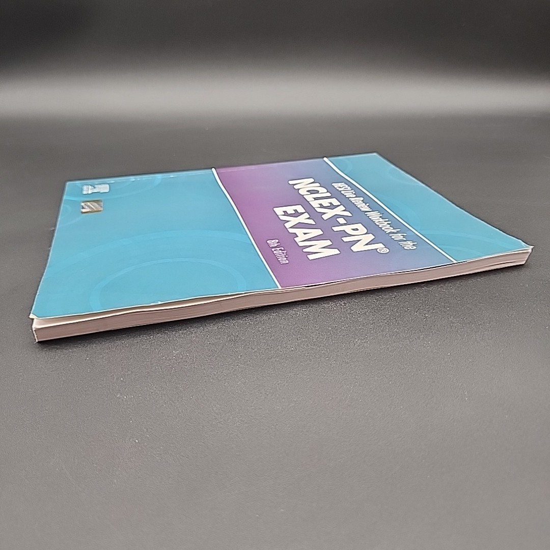 HESI Live Review Workbook for the NCLEX-PN Exam 2023 8th Paperback 9780323792837