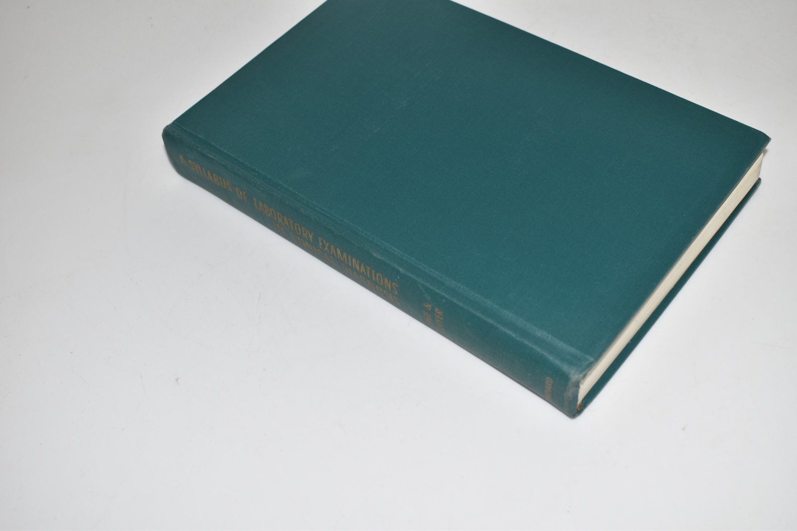 *LL* A Syllabus of Laboratory Examinations in Clinical Diagnosis (BOOK1188)