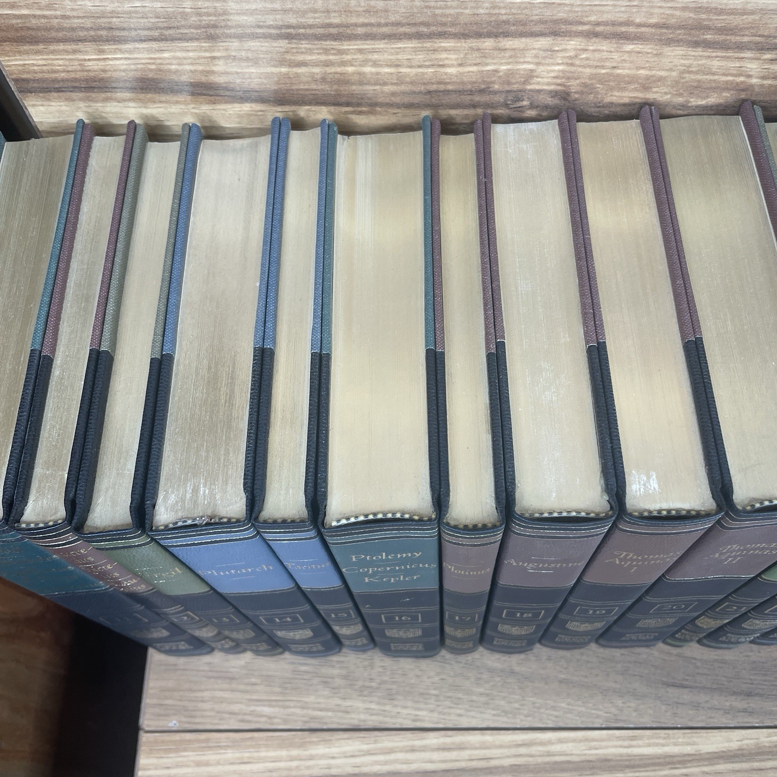 GREAT BOOKS OF THE WESTERN WORLD Britannica-1952, 1986 Printing. Vols- YOU PICK