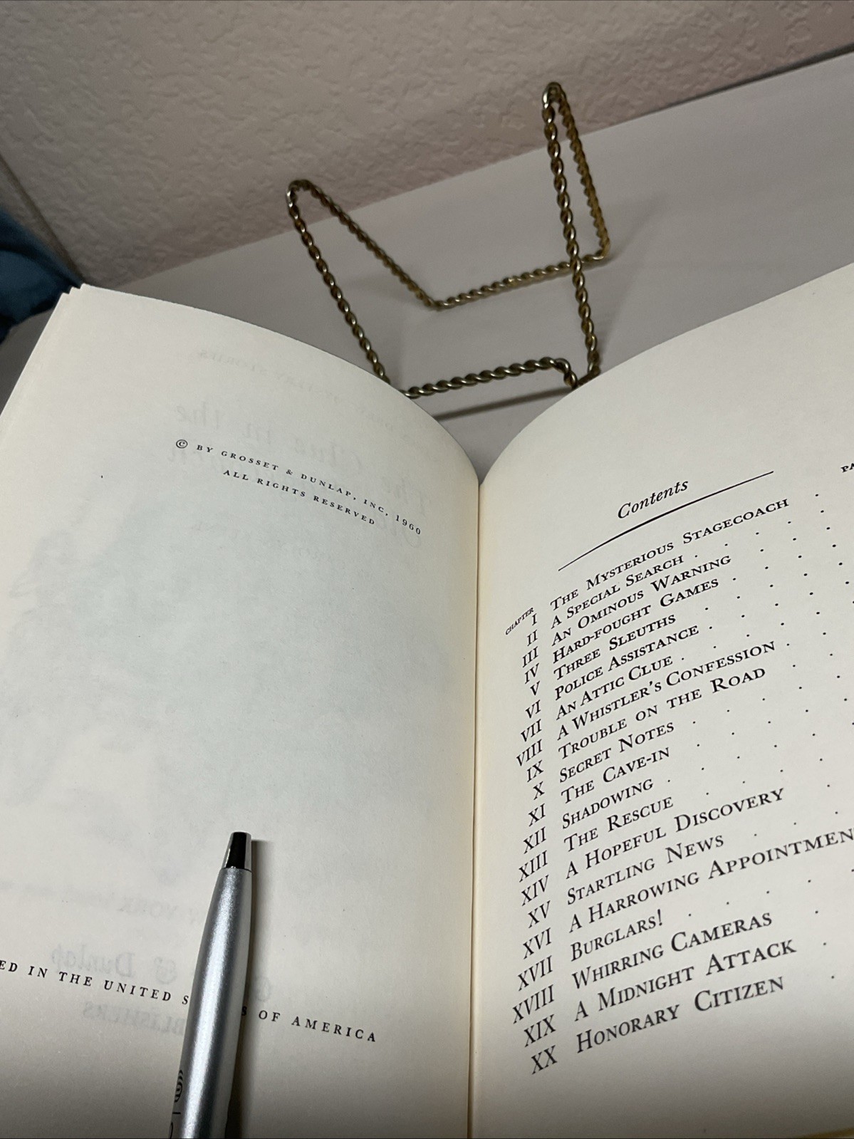 Nancy Drew Book #37 The Clue In The Old Stagecoach Tweed With DJ 1960 RT