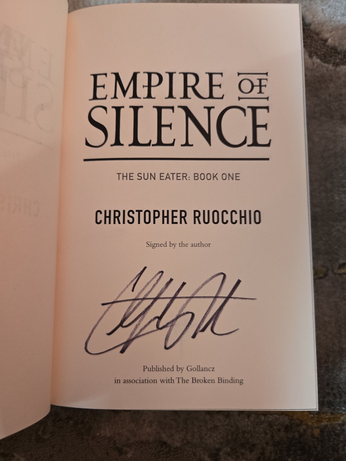 Sun Eater 1-5 SIGNED Broken Binding edition Christopher Ruocchio – All Signed