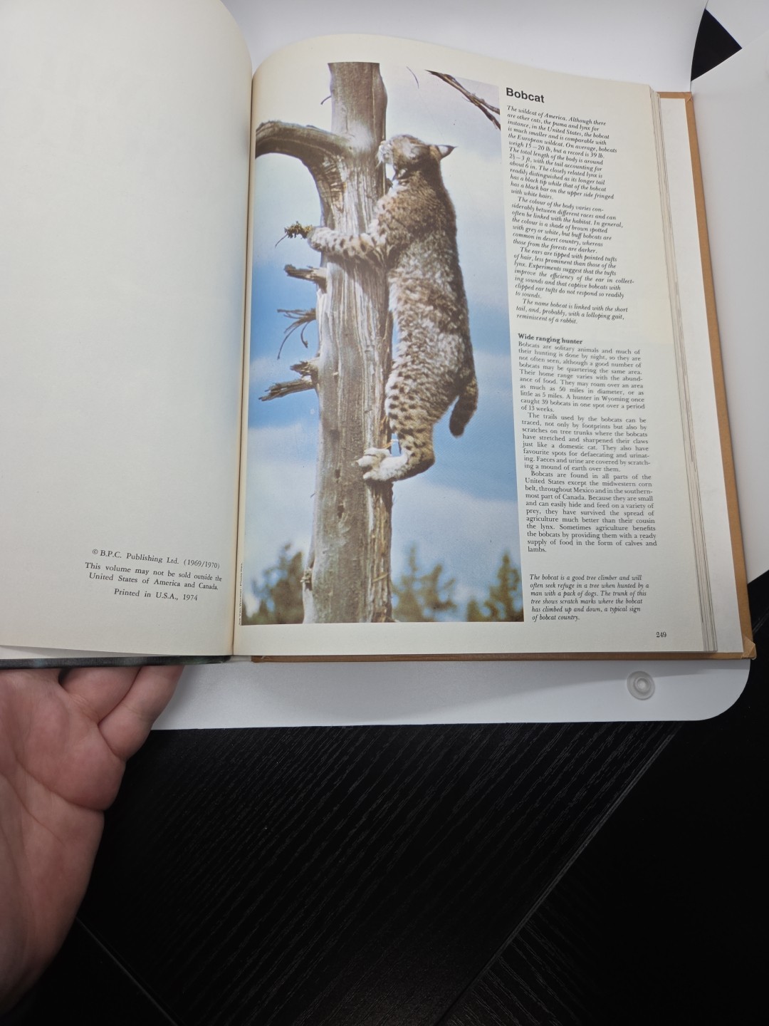 Vintage Funk and & Wagnalls Wildlife Encyclopedia Volume 3 Hardcover 1974