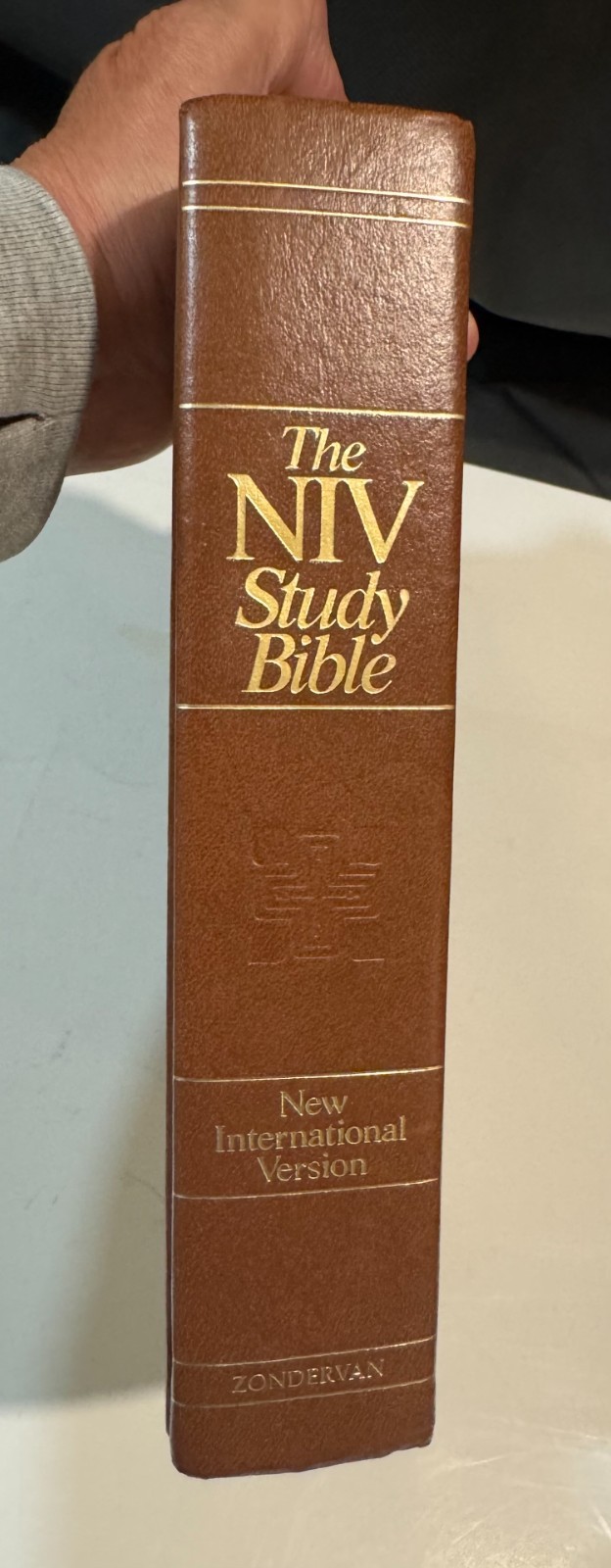 The NIV Study Bible by Zondervan Staff Hardcover 1985 Red Letter, Maps, Charts