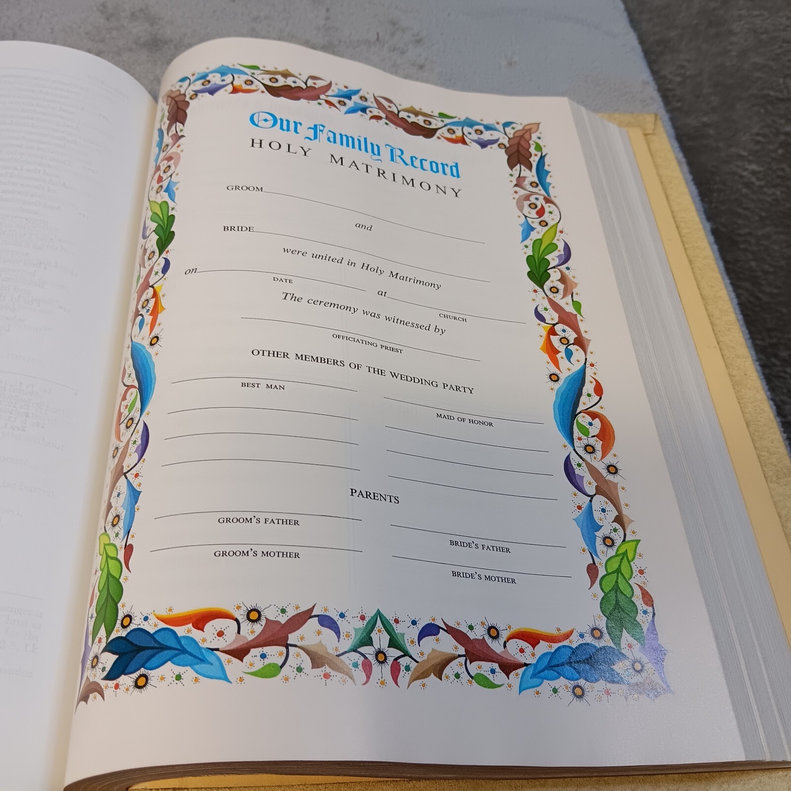 Holy Bible Fireside Family Edition NAB Catholic White Cover 1974-1975 1250+ Page
