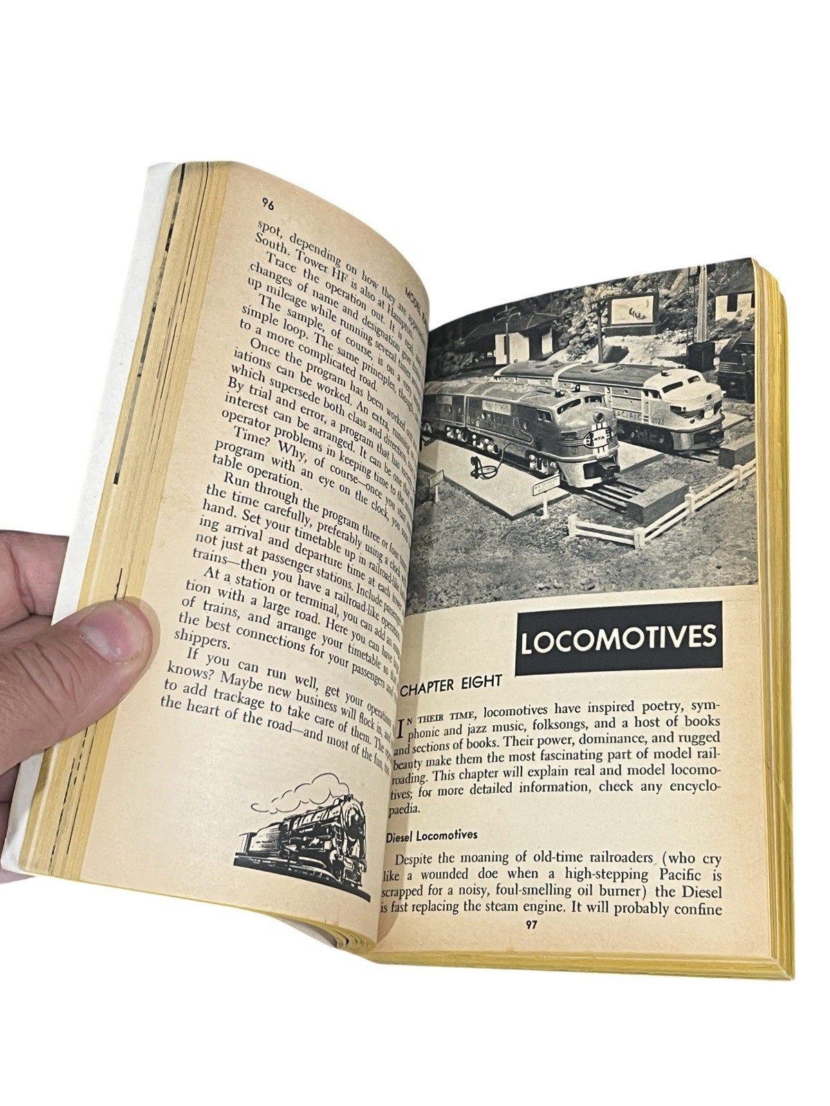 1958 Fifth Big New Edition Model Railroading Bantam Soft Cover Book