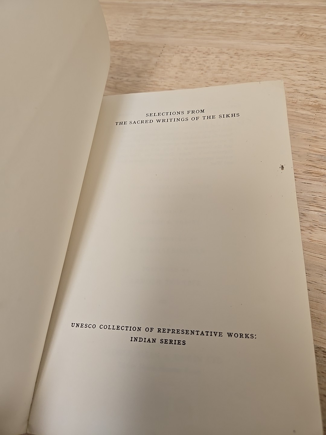 SACRED WRITINGS OF THE SIKHS (UNESCO COLLECTION OF By T. Singh