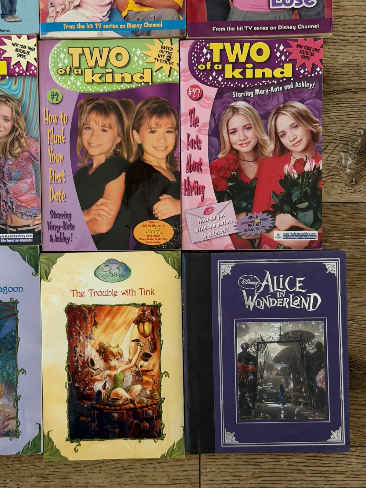 Disney Girls Book Lot 16 Descendants Hannah Montana HSM Jessie Fairies