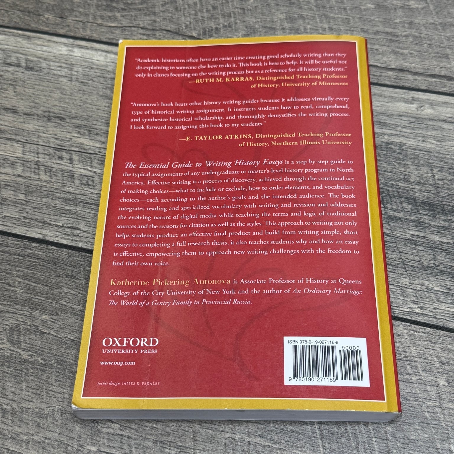 Essential Guide to Writing History Essays Antonova 2020 Paperback Oxford