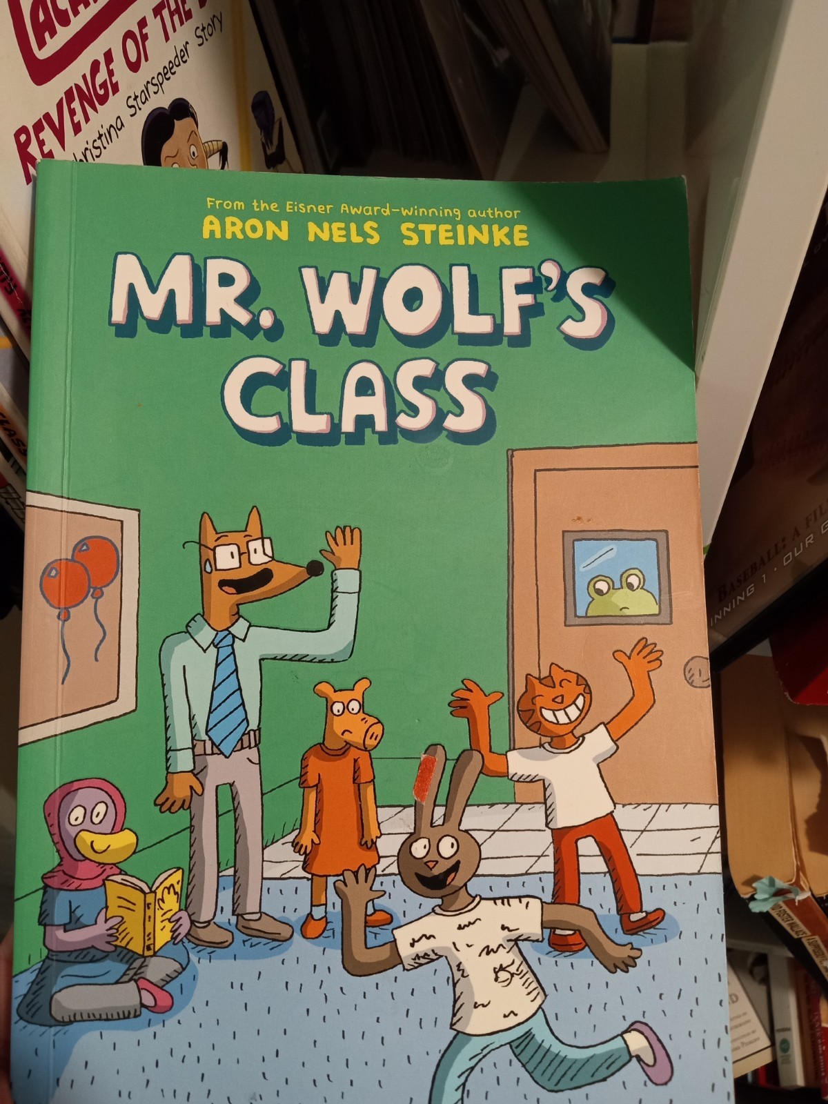 Mixed Lot : Graphic Novels / Children’s Books — PLS READ DESCRIPTION