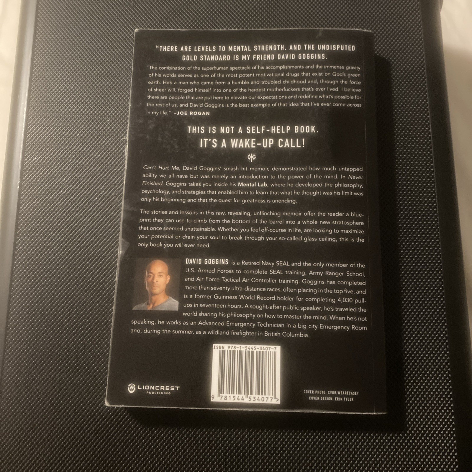 Never Finished: Unshackle Your Mind and Win the War Within by Goggins, David