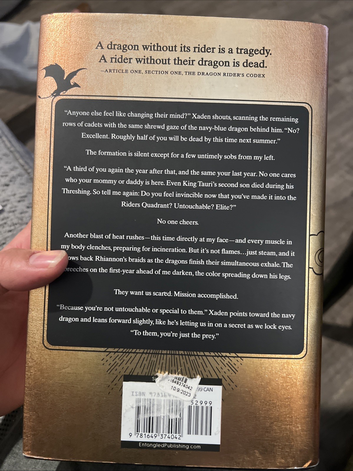 Fourth Wing by Rebecca Yarros, First Edition Very Good B-690