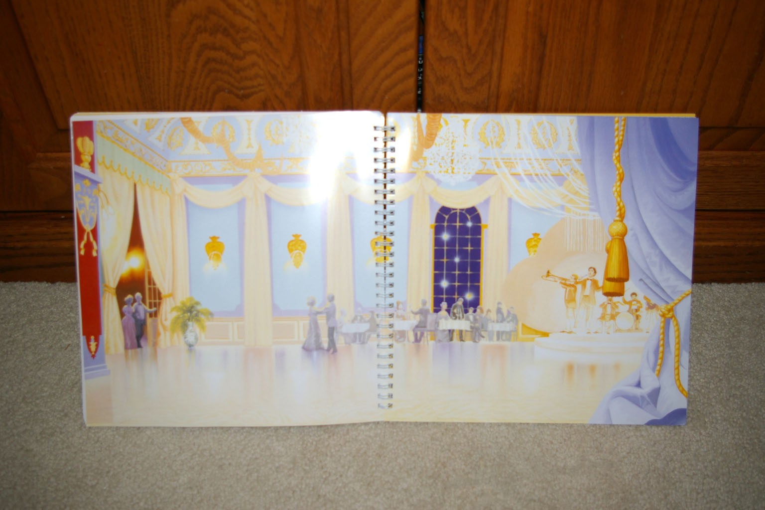 THE FABULOUS BOOK OF PAPER DOLLS by Julie Collings A Klutz Book Spiral BRAND NEW