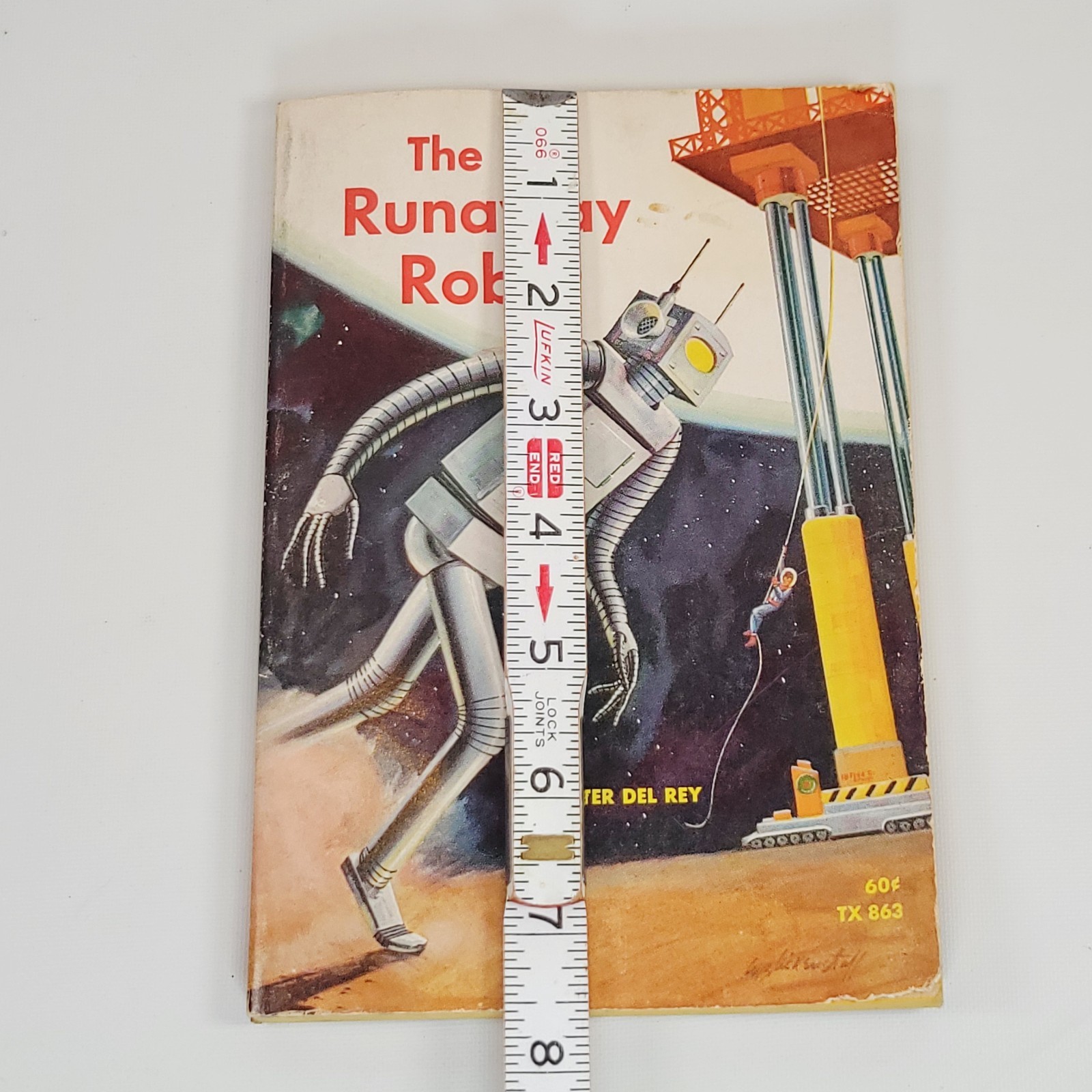 The Runaway Robot Lester Del Rey Paperback 1965 Scholastic SciFi-Fantasy 4th ed.