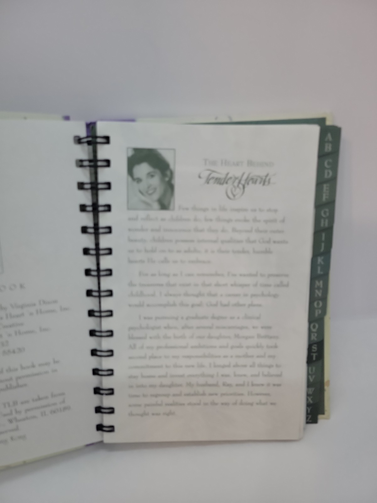 Tender Hearts Address Book: 6 X8 Inches – Hardcover By Dixon, Virginia Pre-owned