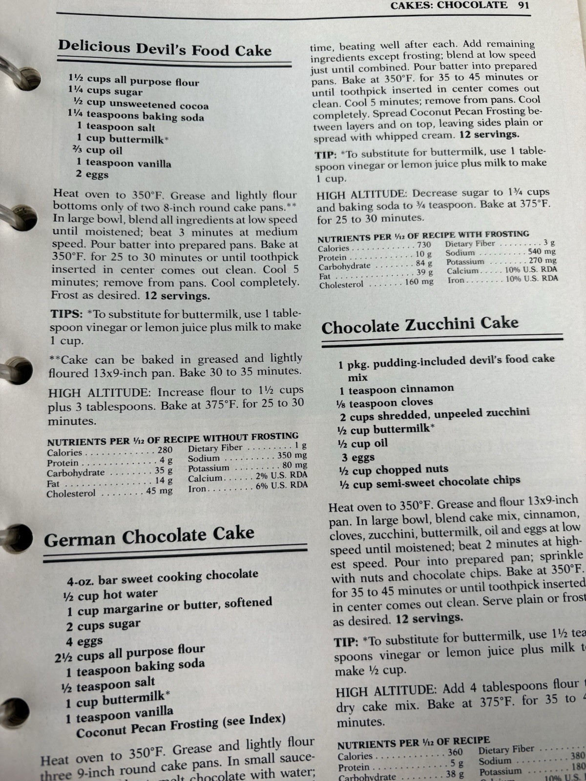 Vintage 1989 The Pillsbury Cookbook 5 Ring Hardcover Binder 448 Pages